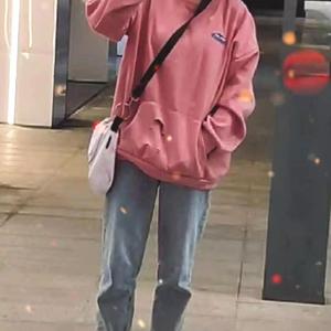 乡下女人的屁股眼
